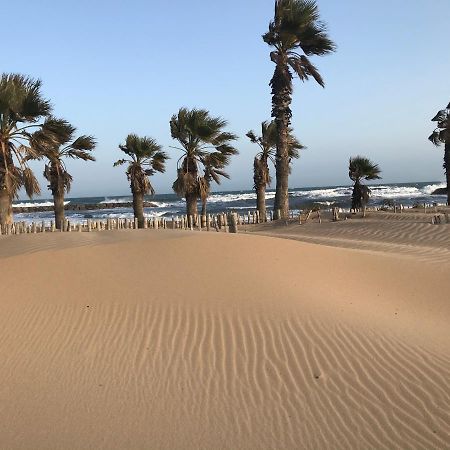 Apartment Newly Renovated Aircond-Wifi-Pool-Sea View-150M To Beaches- Saint Aygulf Buitenkant foto